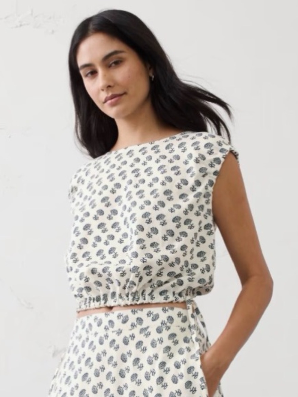 Banana Republic Linen-Blend Side-Tie Top